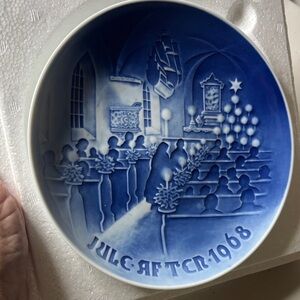 Vintage 1968 Bing & Grondahl Christmas Plate- Jules Aften